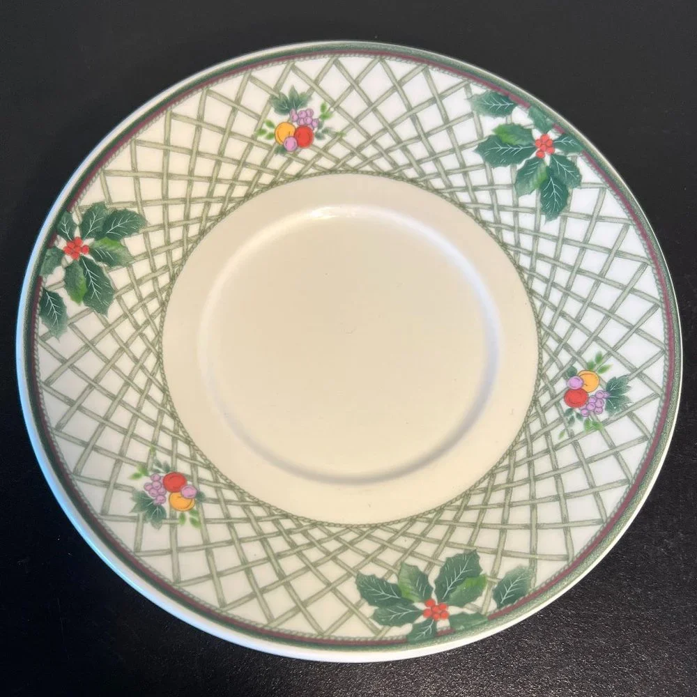 Mikasa Christmas Story Cup and Saucer Set Vintage Heritage Tea Flat Cup CAB08